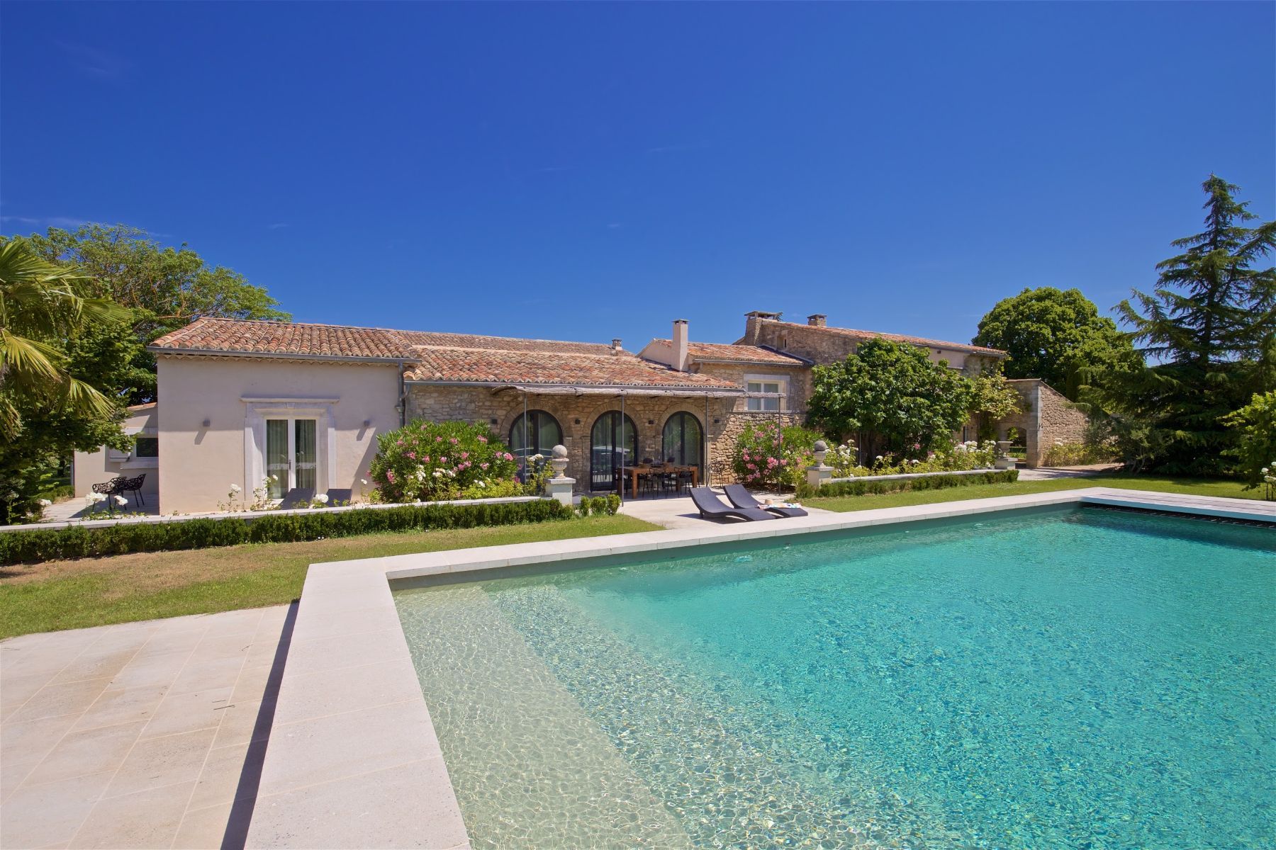 Le Mas des Lavandins villa photo.